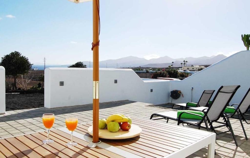 Typical Canarian House With Fabulous Sea Views Tías Eksteriør bilde